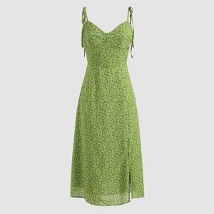 NWT Cider Green Floral Skit Knotted Midi Dress, Medium. Demure & feminine floral